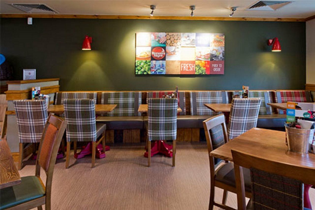 Premier Inn Premier Inn ビディフォード エクステリア 写真